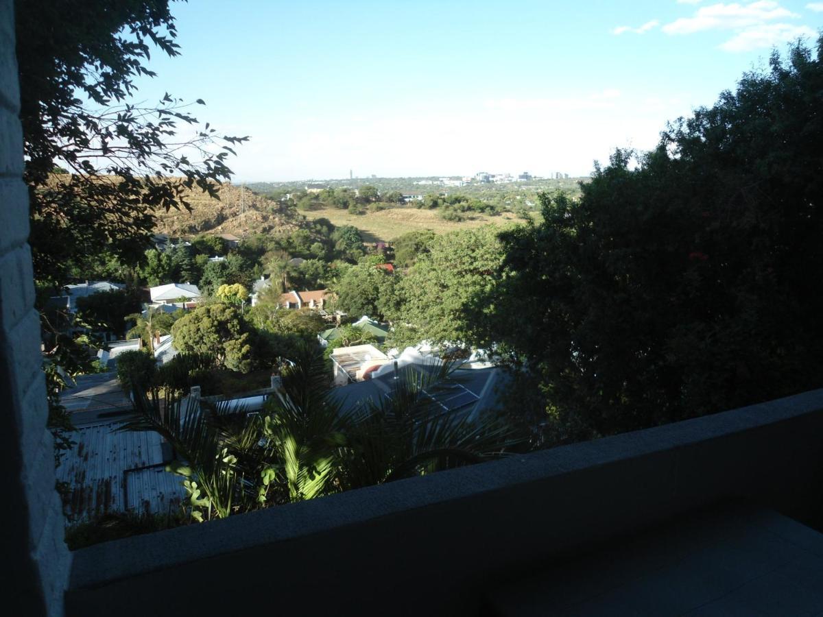 "La Couronne" Apartment Johannesburg Exterior photo